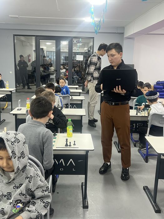 Шахмат Тренер КМС