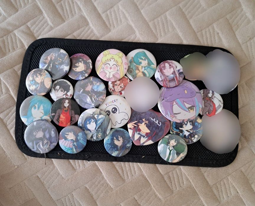 сумка с значками