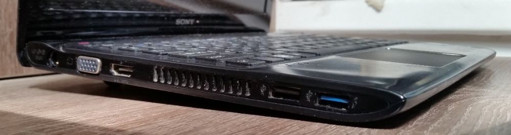 ноутбук Sony с новой мышкой