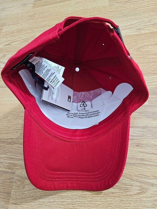 Sapca BASEBALL Tommy Hilfiger cu şase Panouri și STEAG 1985 COLLECTION