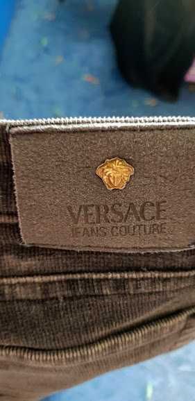 Reiati Versace,masura 28