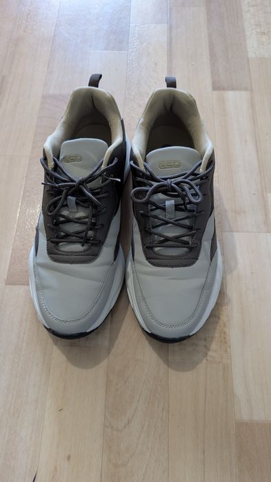 Кроссовки 45 размера