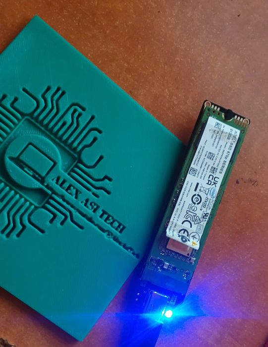 Carcasa Rack Extern NVME + m.2 SATA USB-C 3.1 Nou