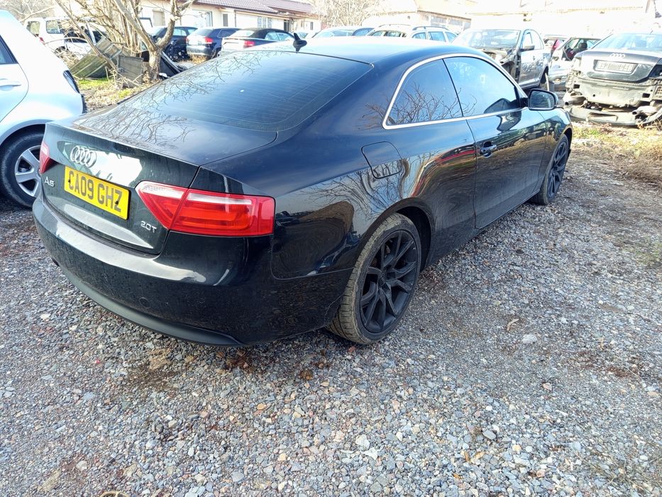 Ауди А5  2.0 TFSI  2010 год