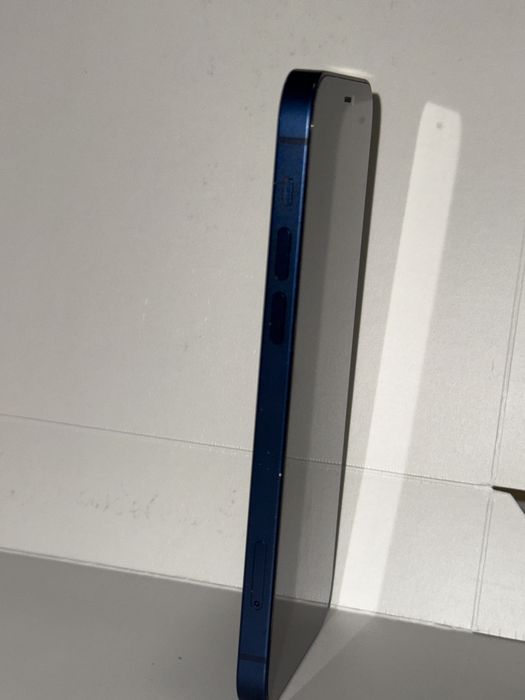 Продам iPhone 12 «128» память в синем цвете