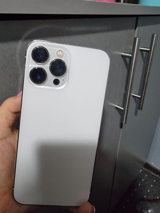 IPhone 13pro max 256