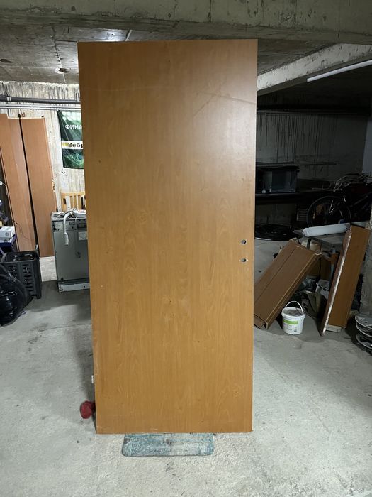 Продавам интериорни врати