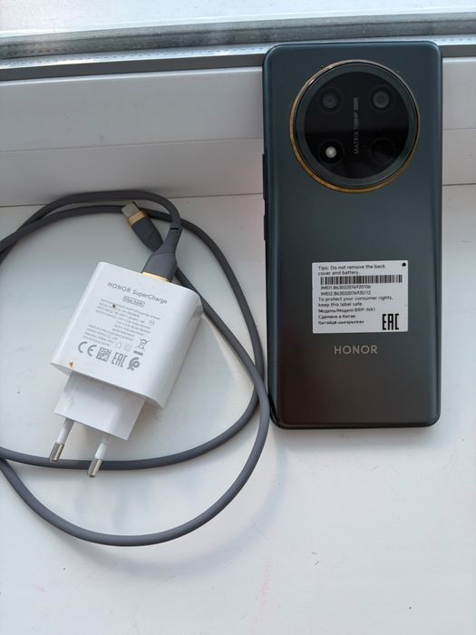 Продам Смартфон Honor X 9 C.