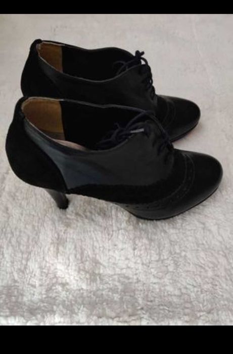 Vand pantofi piele 37