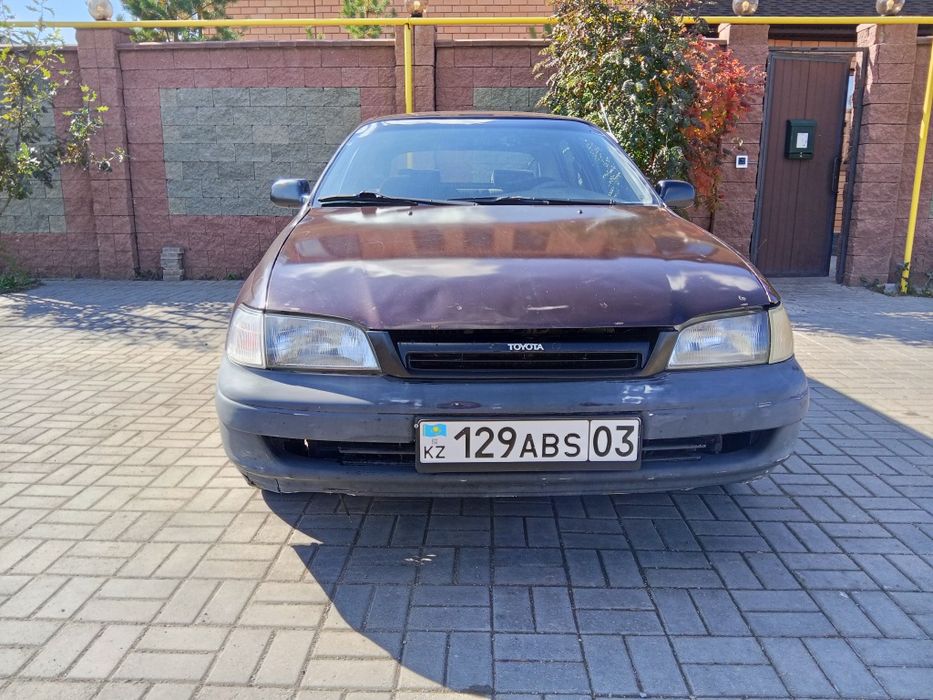 Продам тоету карину е 1994г.в.