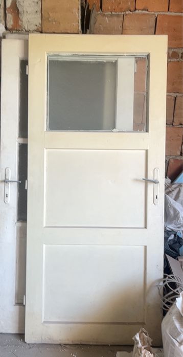 Стара Дървена врата