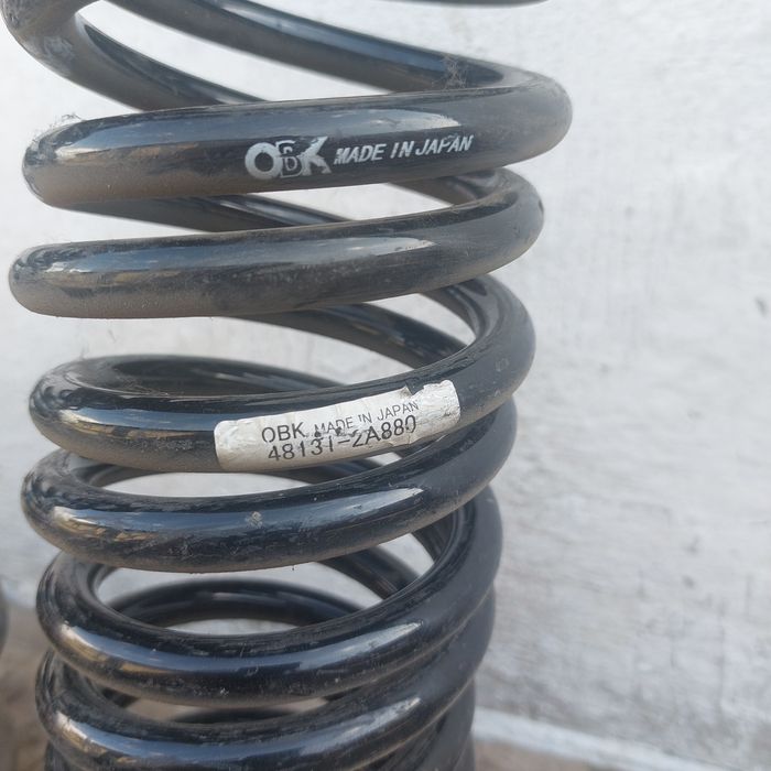 Продам запчасти на тойта креста