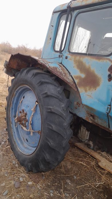 Трактор МТЗ 80 с прицепом
