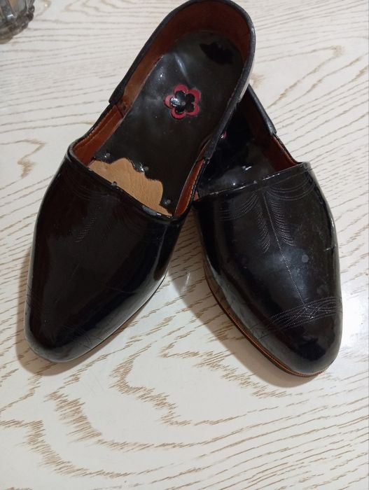 Talabani ikki kishi sikadi