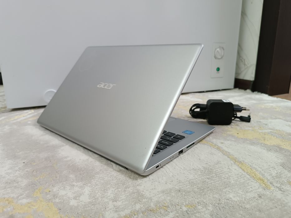 Ноутбук Acer Swift SSD m.2 256GB.