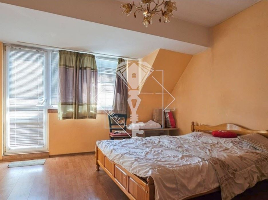 Продава се Двустаен апартамент в Пловдив, Съдийски - 81 кв.м за 1791 €/кв.м - Снимка #3