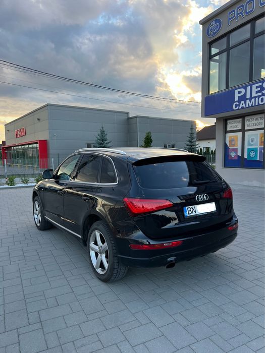 Vand Audi Q5 Facelift pachet S-line int-ext 2.0TDI 177cp 2014