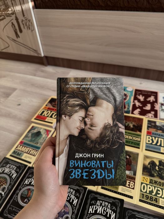 Продам книги от 1500 тг