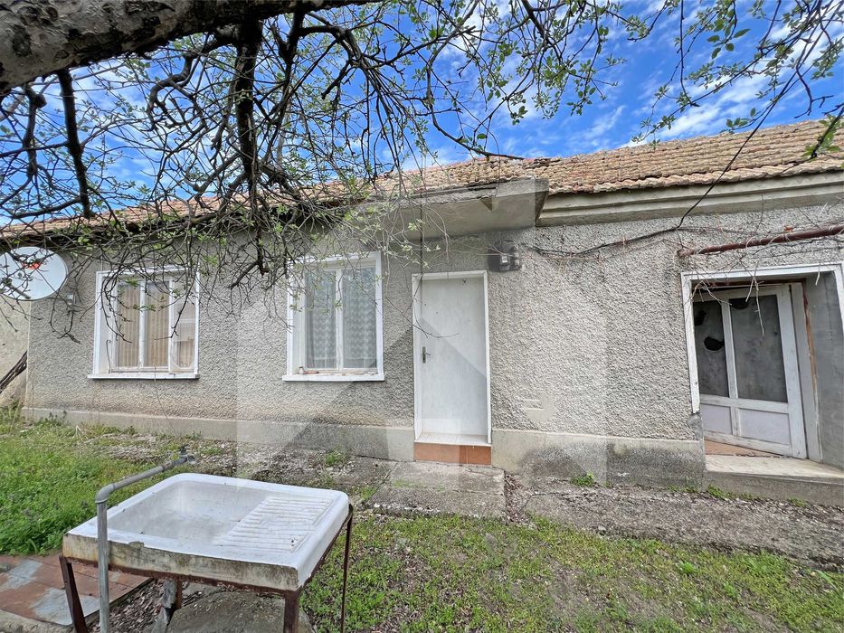 Продава се Къща в с. Зайчино ореше, Област Шумен - 61 кв.м за 318 €/кв.м - Снимка #1