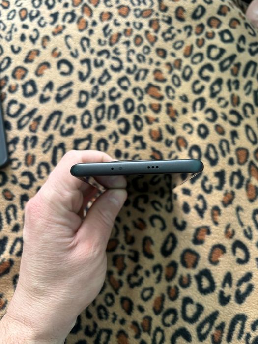 Продам Redmi note 15 6/128