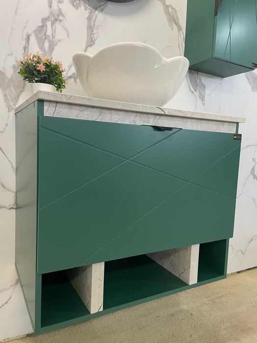 НАЛИЧНИ !!! Мебели за Баня  Шкафове за Баня