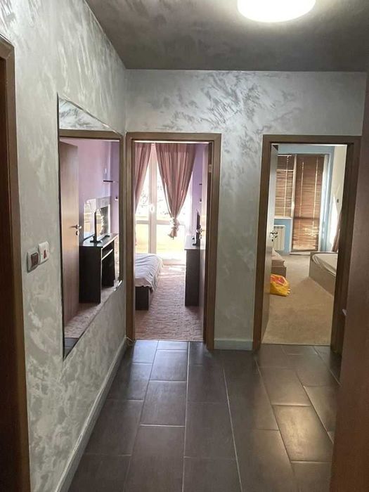 Отдавам под наем тристаен апартамент до Камела