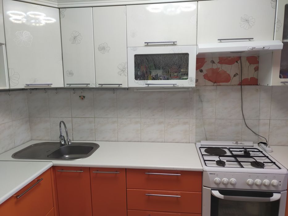 Кухонный гарнитур угловой.