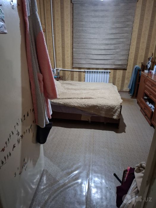 Продам 2х комн квартиру,  в 10мкр