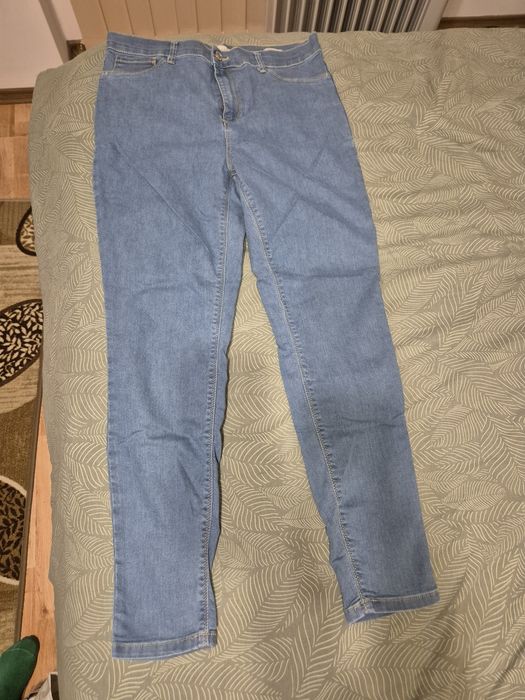 Нови дънки LC Waikiki