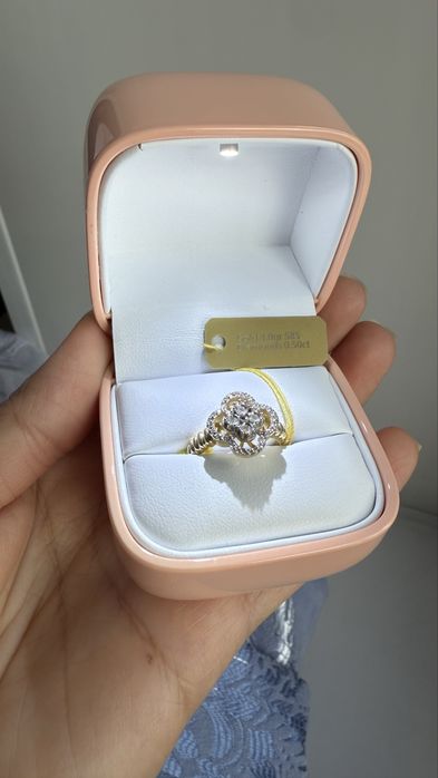 Кольцо с бриллиантами