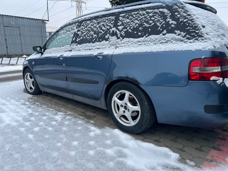 Vând Fiat stilo brek