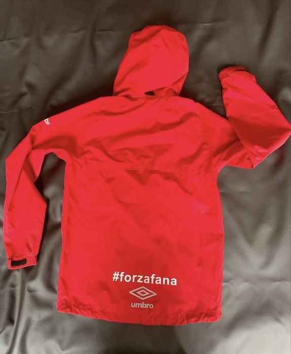 Яке - ветровка Umbro jacket