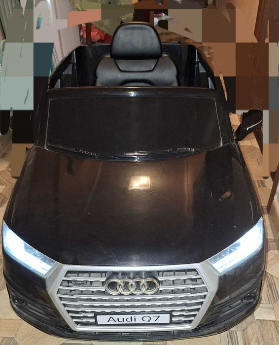 Masina electrica copi Audi q7 noua ,nefolosita.