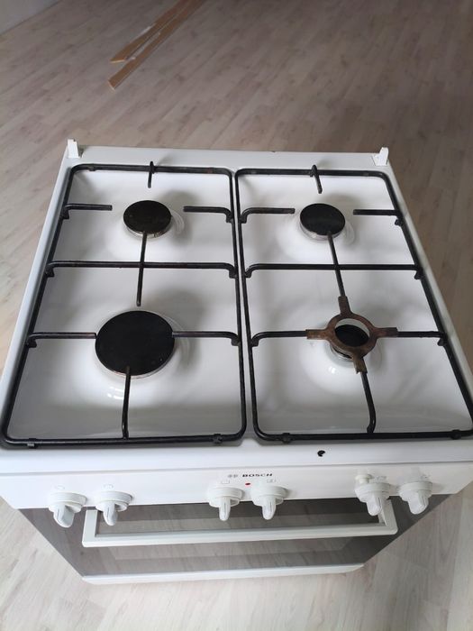 Продам газовая плита Bosh