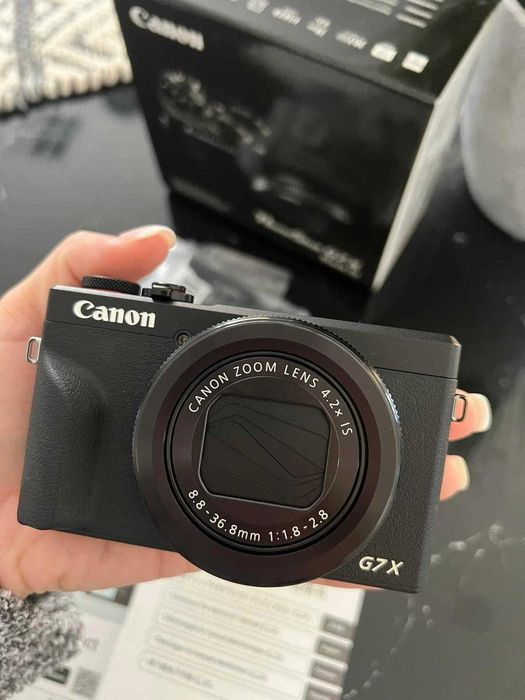 Canon PowerShot G7 X Mark III Digital Camera