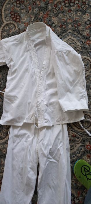 Продам кимоно подростковую