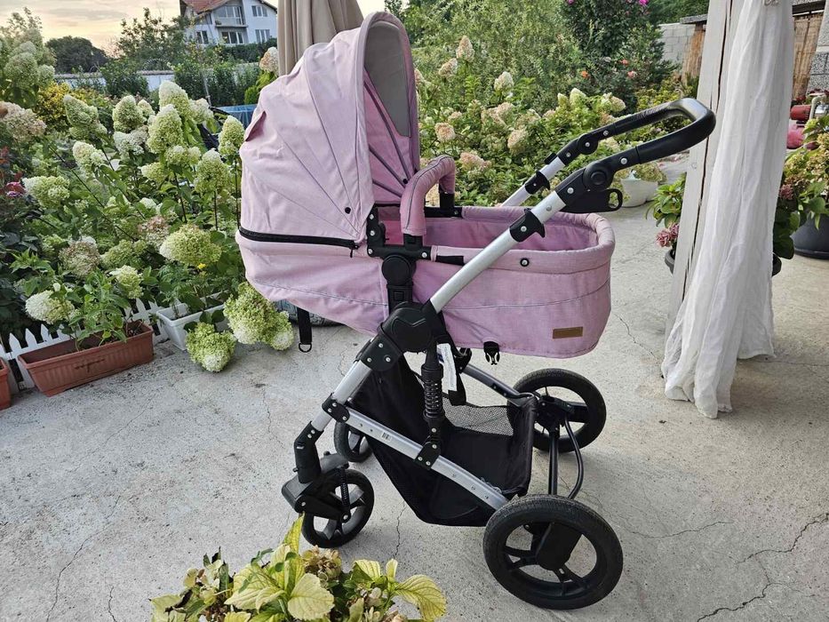 Бебешка количка Chipolino Kamea розова