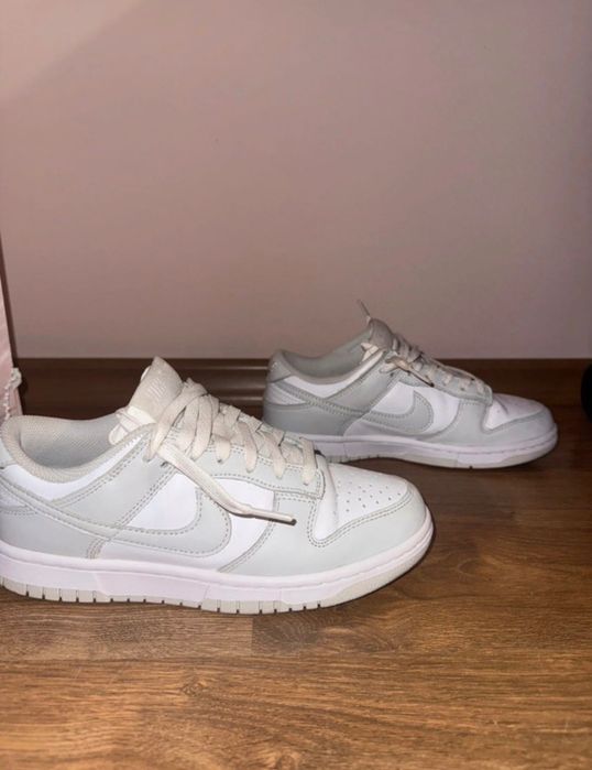 nike dunk gri 38