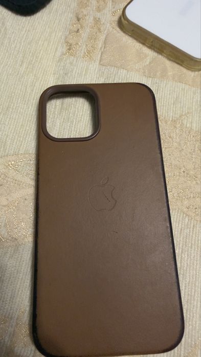 Чехлы на Iphone 12 pro max