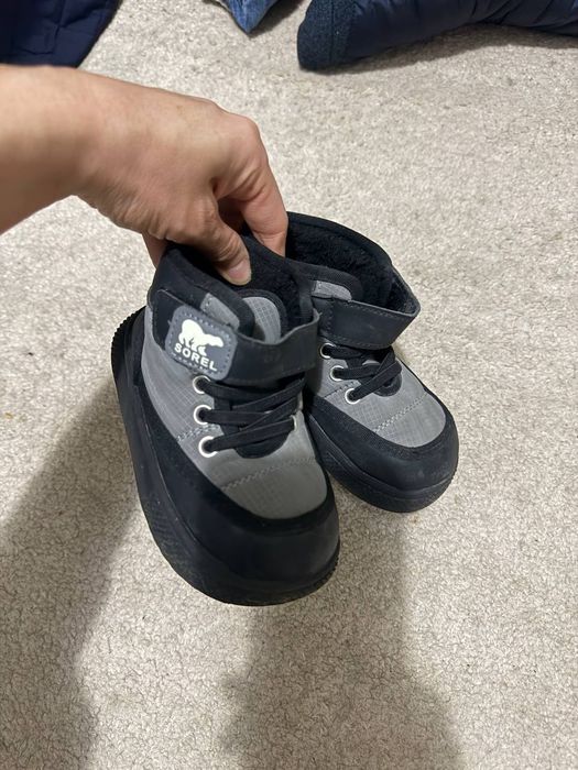 Bolalar kiyimi srochna sotiladi ideal ko'rinishda