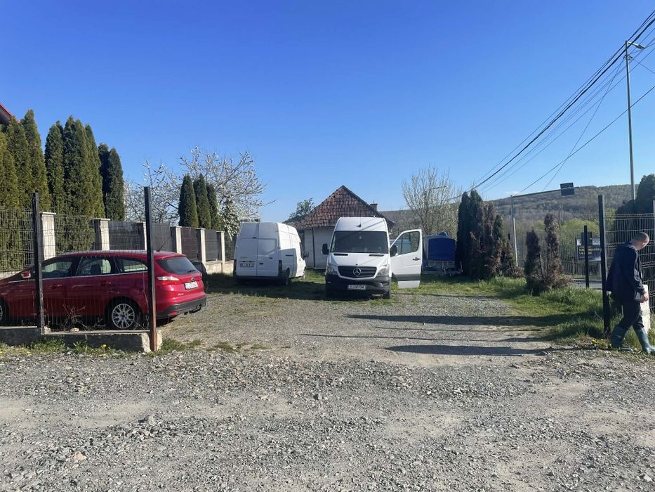Închiriez garaj / spatiu de depozitare