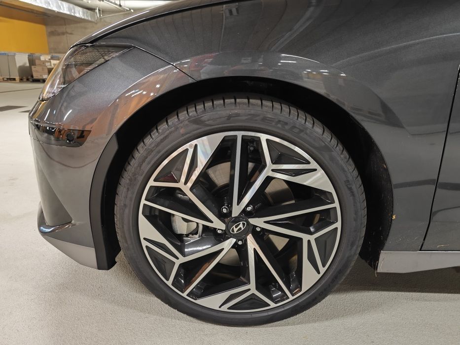 Pirelli P Zero PZ4 ELECT 245/40 R20 99Y XL anvelope de vară - DOT 1923