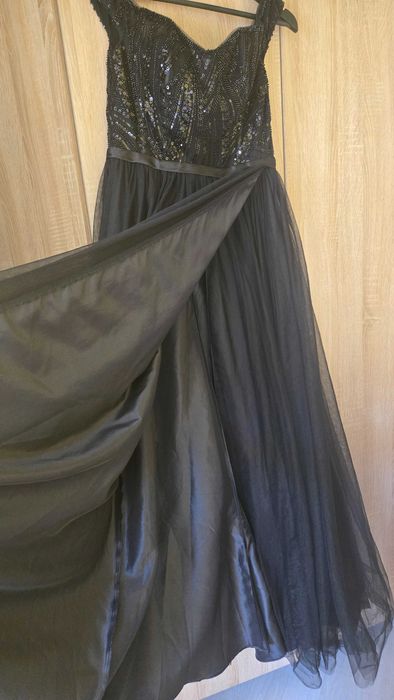 Официална рокля/ Бална рокля