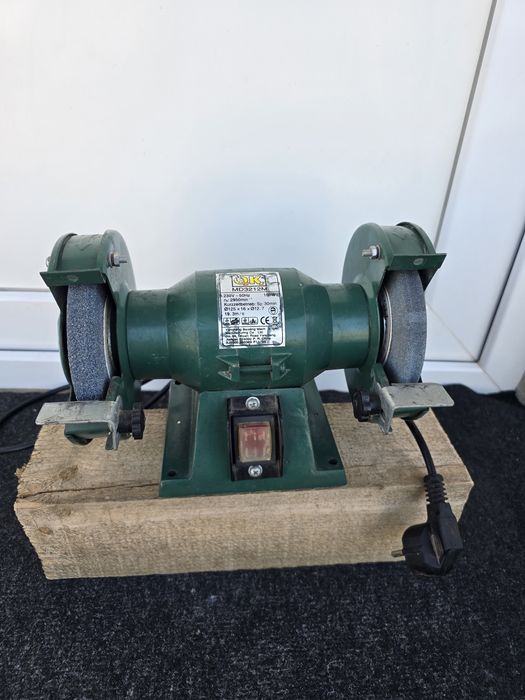 Polizor de banc foarte bu