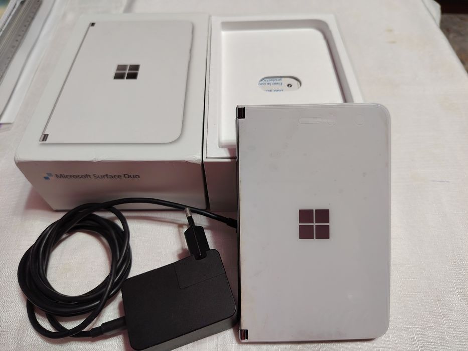 Telefon Microsoft surface Duo 256gb