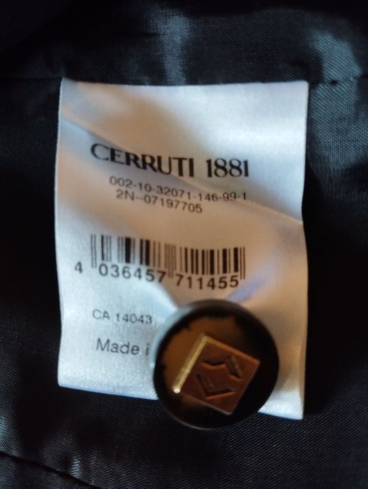 Дамско сако Cerruti 1881