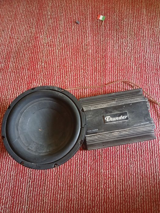 Музика с усилвател за кола