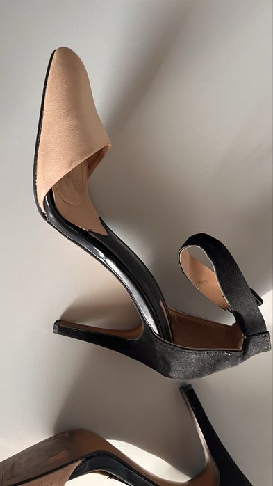 Incaltari/Pantofi cu toc Stradivarius marimea 39