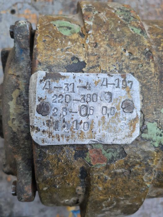 Асинхронного двигателя А31-4, электро двигатель