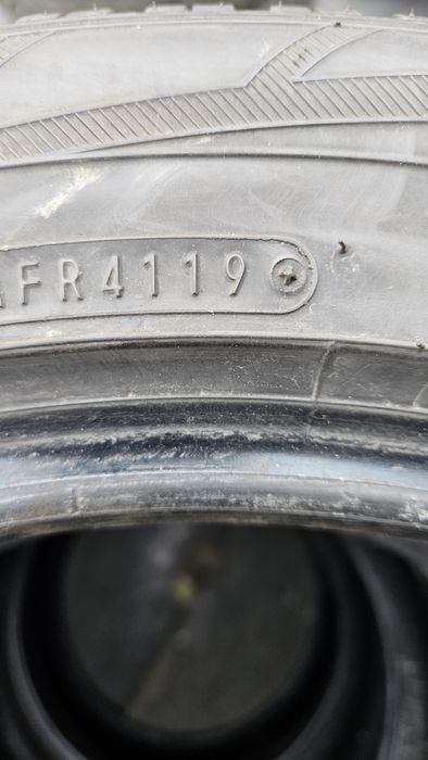 2бр гуми 235 50 18 и 2бр гуми 255 45 18 фалкен дот 19